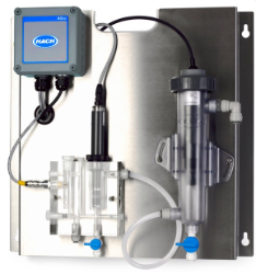 CLF10 sc Analysator für freies Chlor, pH-Kombinationssensor, metrisch