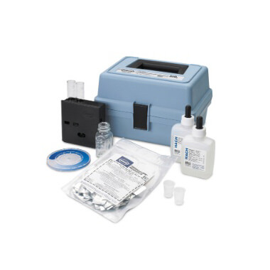 Kieselsäure-Wasserqualitäts-Testkit. Enthält Reagenzien, Colorimeter und Koffer.
